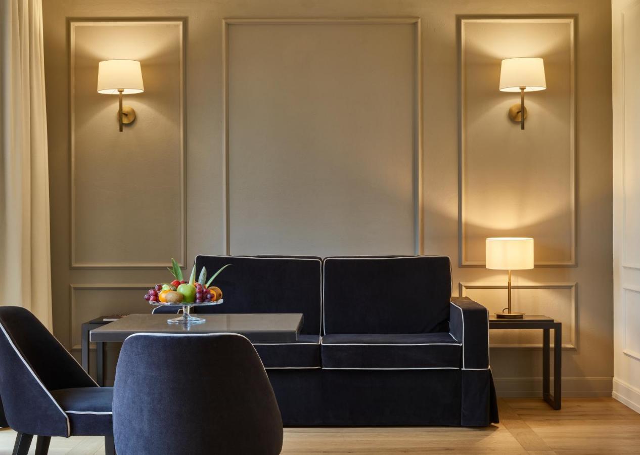 Fonteverde Lifestyle & Thermal Retreat - The Leading Hotels Of The World San Casciano dei Bagni Ngoại thất bức ảnh A suite at the hotel