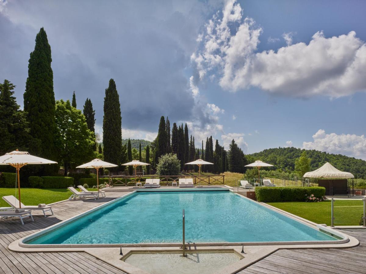 Fonteverde Lifestyle & Thermal Retreat - The Leading Hotels Of The World San Casciano dei Bagni Ngoại thất bức ảnh The swimming pool at the resort