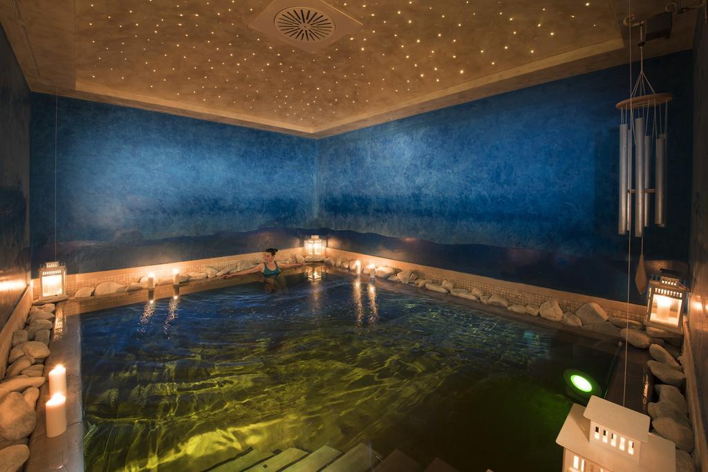 Fonteverde Lifestyle & Thermal Retreat - The Leading Hotels Of The World San Casciano dei Bagni Ngoại thất bức ảnh The spa at the Hotel de la Paix